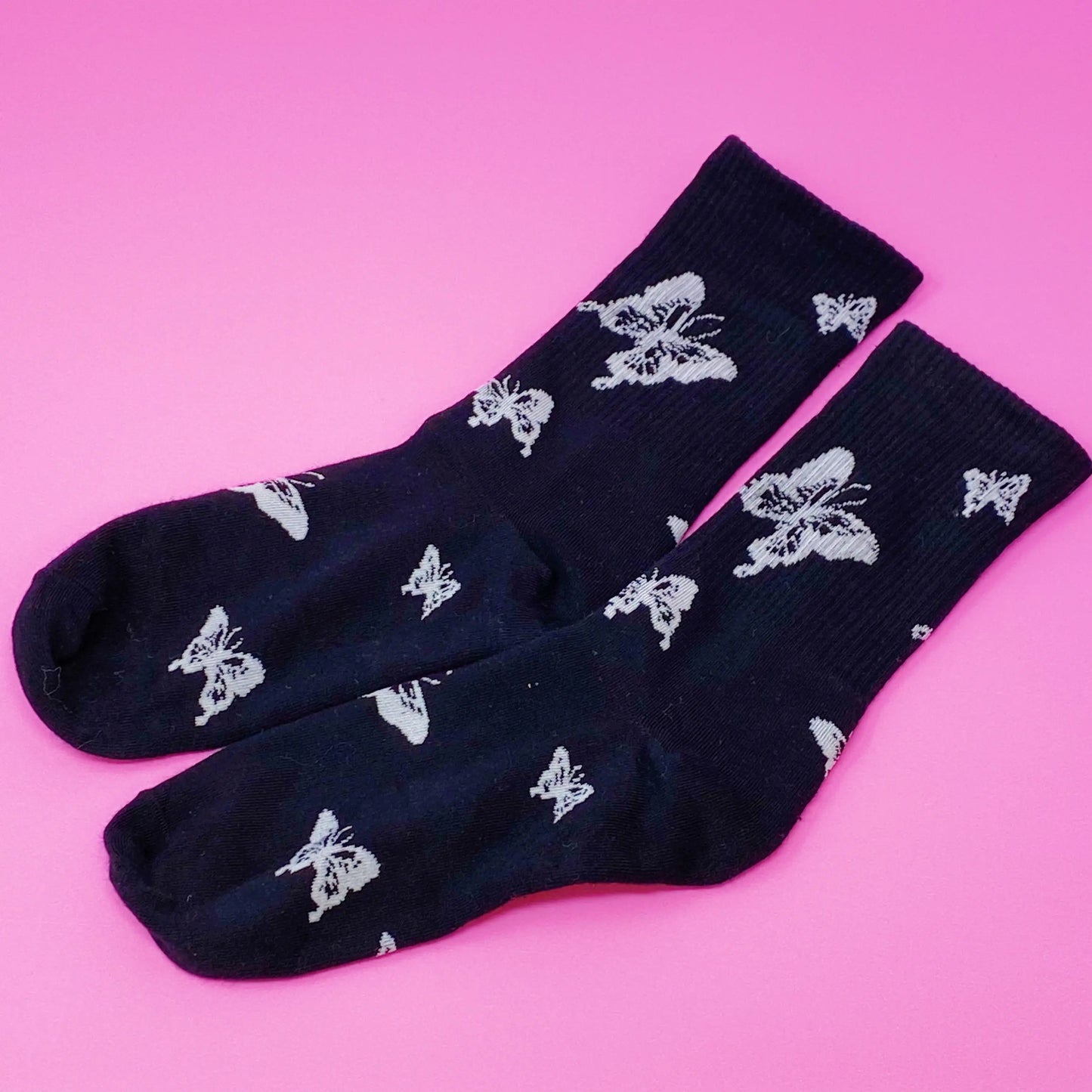 Butterfly In The Air Socks Set